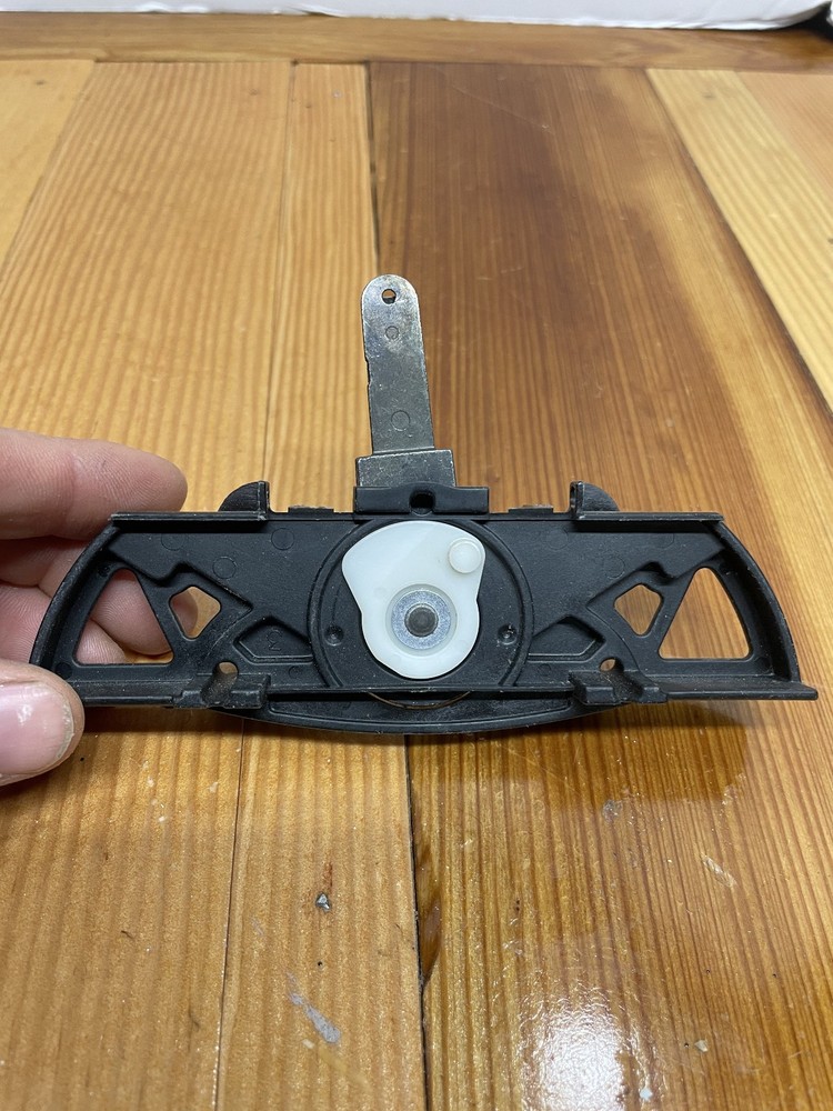 Andersen 400 PS Sash Lock, LH L 361902