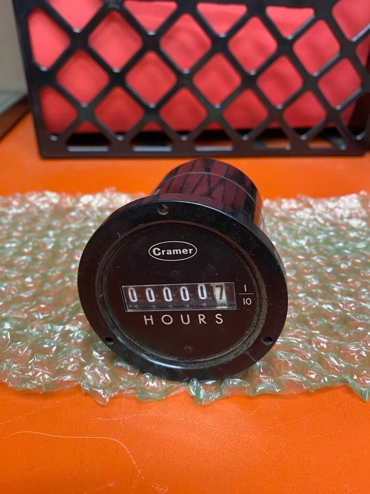 Cramer Conrac Hour Meter  4-40 DC Type 635D-A 6 Digit 3 Hole Mounting