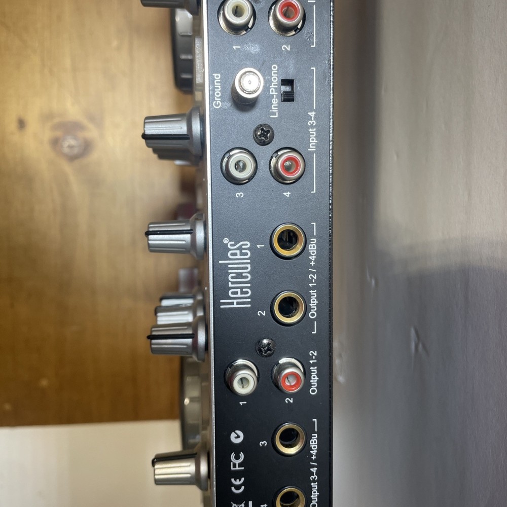 Hercules Dj Console Rmx Dj Controller 4-in/4-out Audio Interface Untested Parts