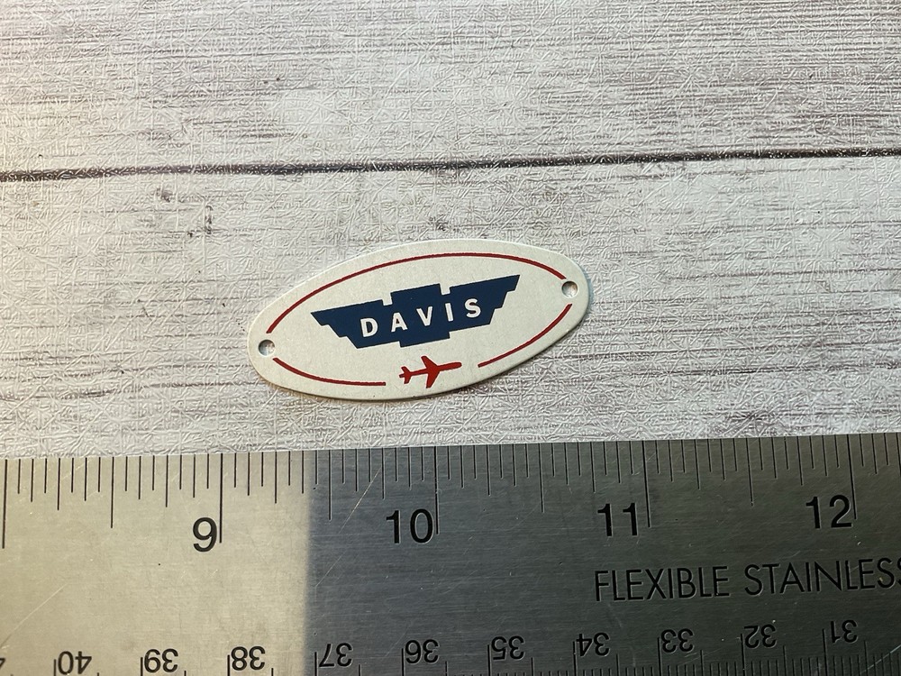 ORIGINAL VINTAGE DAVIS AIRCRAFT NAME PLATE EMBLEM