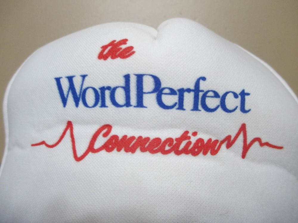 Vtg. Blue/White WordPerfect Connection Snapback Trucker Hat - Computer Software