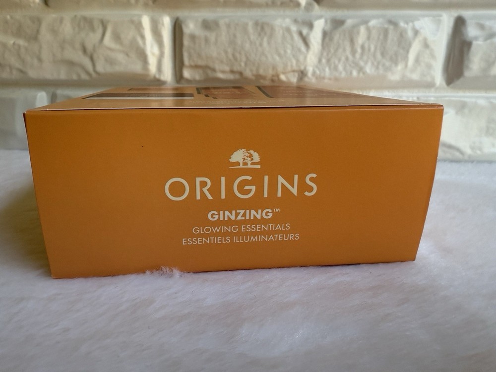 Origins GINZING™ Glowing Essentials ($106 Value) Set New