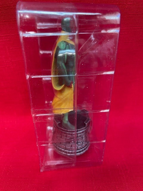 MARVEL CHESS FIG COLL MAG #23-VISION-WHITE ROOK- EAGLEMOSS PUBLICATIONS LTD