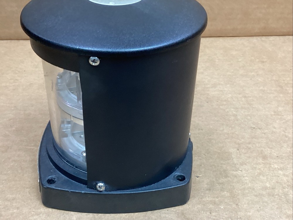 PERKO CAT NO.1379000 STERN LIGHT 110/220V