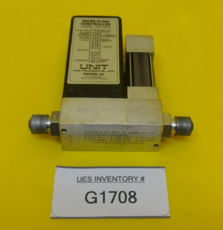 Unit Instruments UFC-1020 Mass Flow Controller MFC 100 SCCM SF6 Used Working