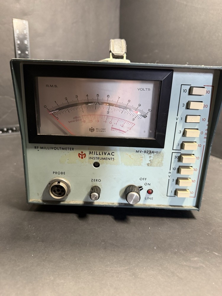 MILLIVAC MV-823A-1 Millivolt Meter Voltmeter POWERS but Untested