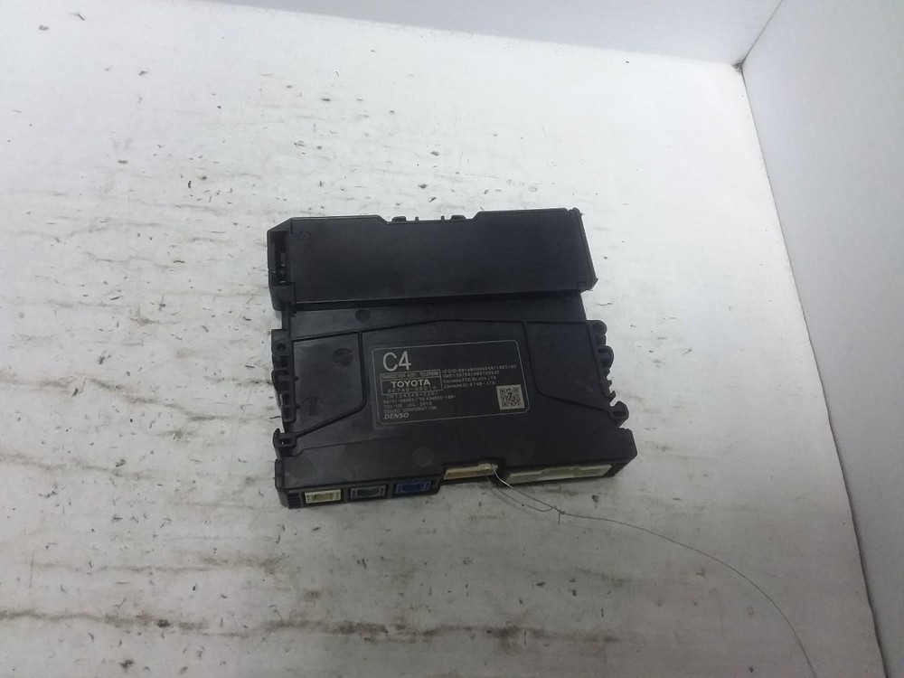 Communication Telematics Transceiver Control Module Fits 19-23 CAMRY 1552335