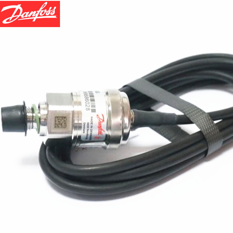 1pcs Danfoss Pressure Transmitter Sensor MBS9200 064G5231 0-0.1bar