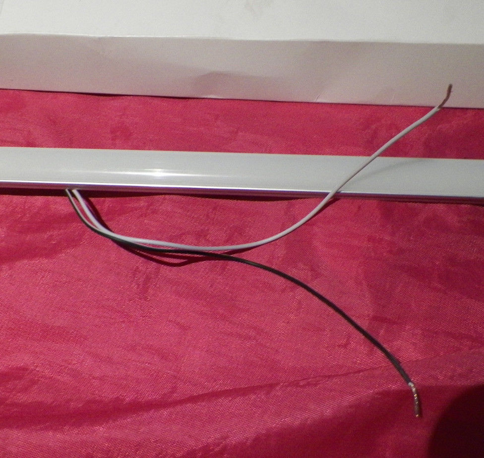 Dream Lighting 600MM LED Strip Light 23.6" Switch 12V Cool White Under Cabient