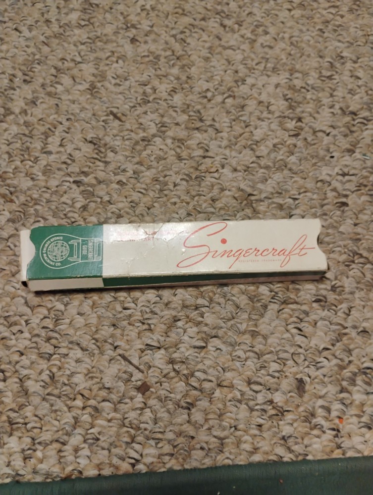 Vintage Singercraft Guide 120987 Singer Tool with pattern and guide