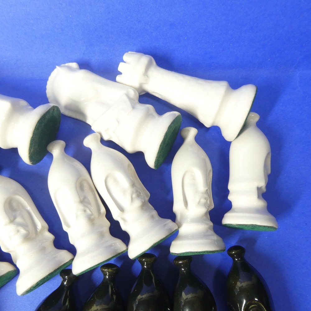 Duncan Ceramic Medieval Chess Set AS IS INCOMPLETE Replacement Pieces