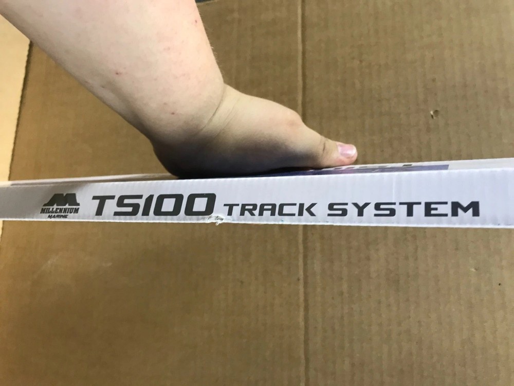 New In Box Millenium Marine T5100 Track System