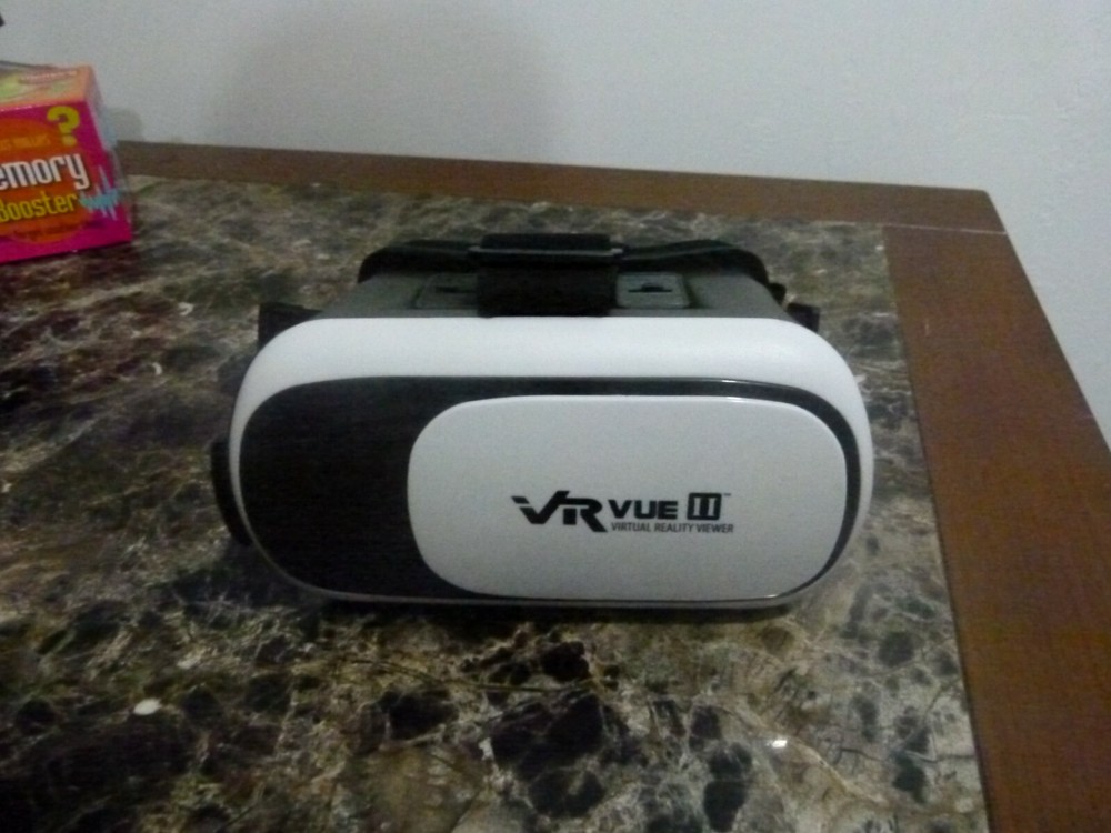 Xtreme VR Vue II virtual reality viewer- used