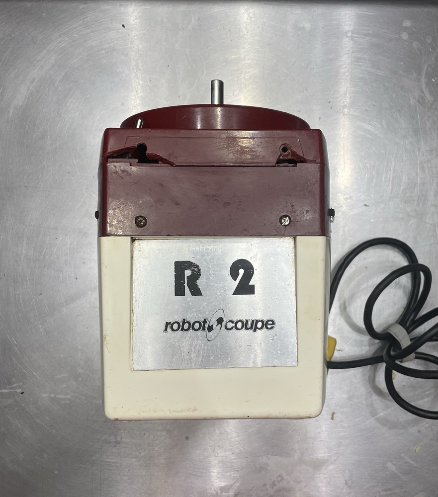 Robot Coupe R2 Processor , Tested includes bowl & two blades