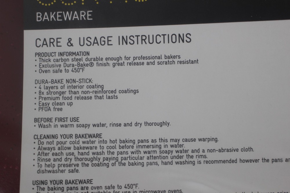 New - Curtis Stone Red 3 Piece Bakeware Set Baking Pans