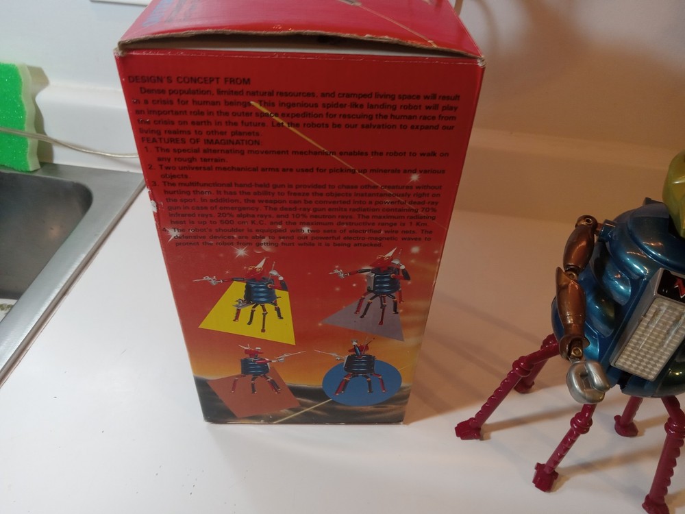 Outer Space Spider Electronic Walking Robot Lights 1984 Working in Box Working!