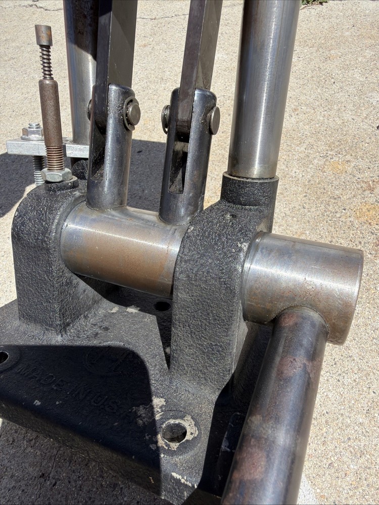 CH RELOADING PRESS - MODEL NO 444 C&H