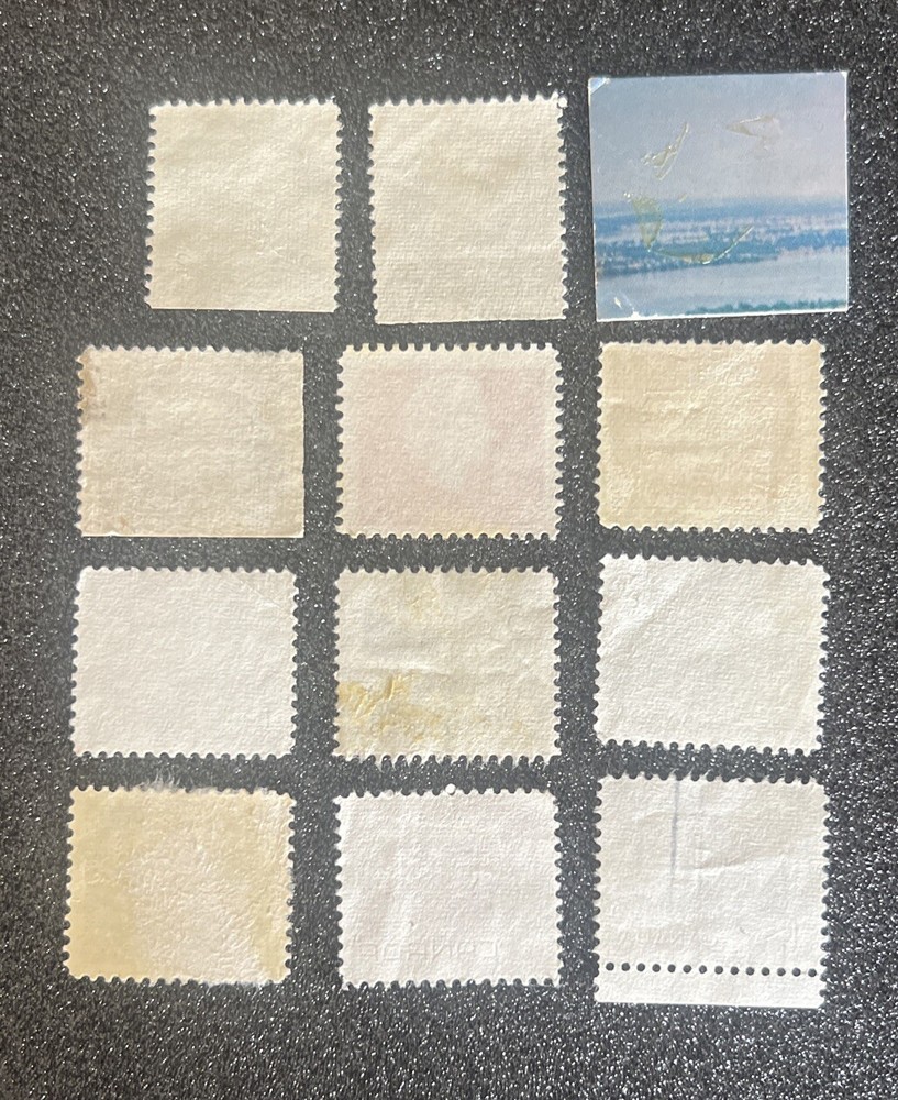 12 Vintage Canada Stamps #006