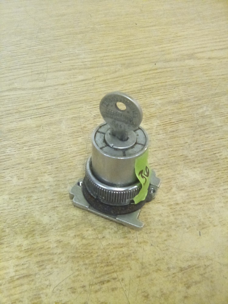 Cam Code No.9 Selector Switch With Key