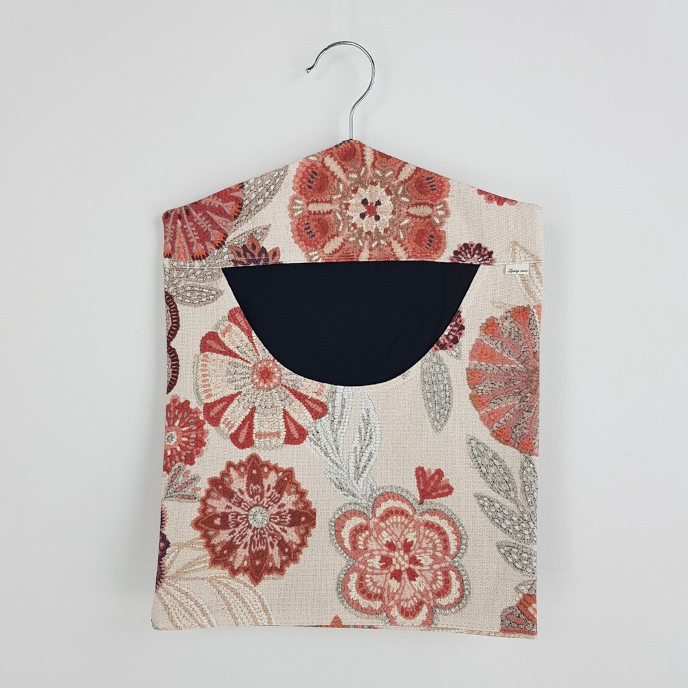 Peg Bag Handmade Cream Raspberry Flowers Lined Laundry Clothes Peg Holder