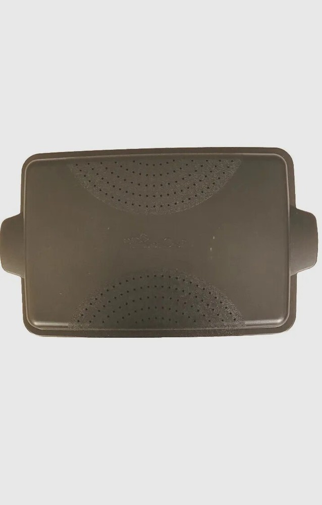 Pampered Chef Black Roasting Container