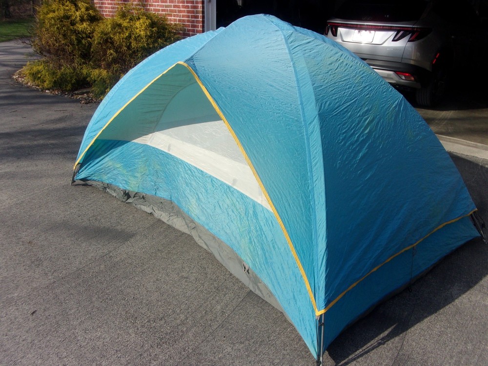 GANDER MOUNTAIN TENT