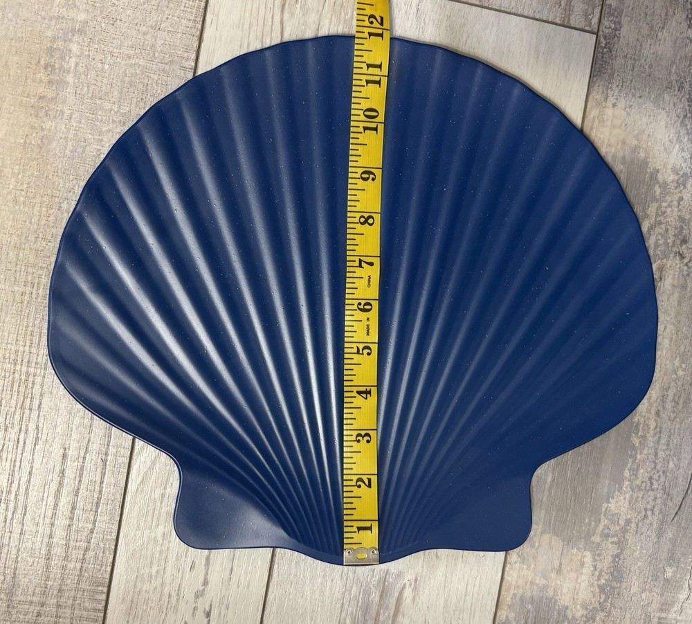 Sun Squad Set Of 2 Melamine Blue Serving Platters Seashell Shape