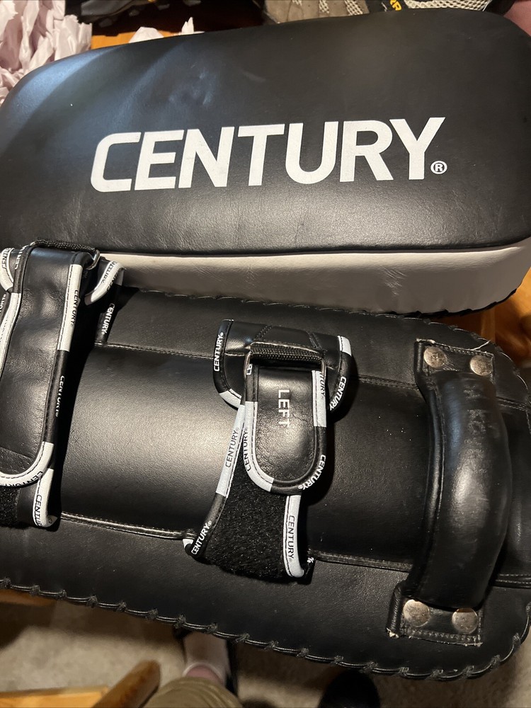 Century Tai Boxing Pads