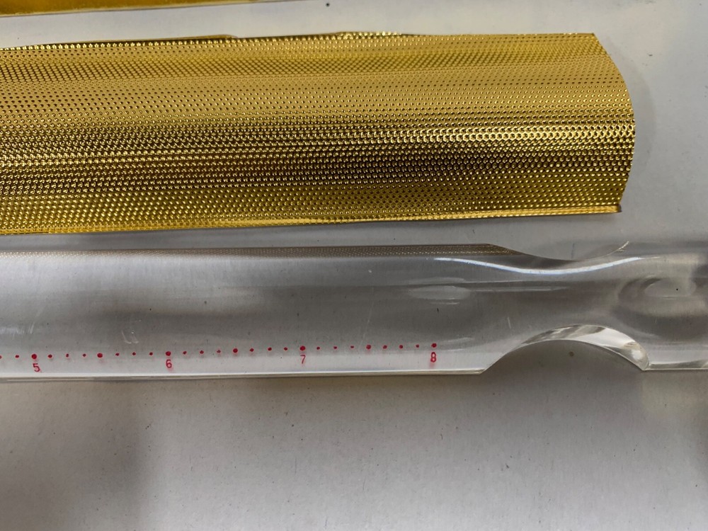 Vtg Clear Lucite Plastic Magnifying Reading Reader Aid Ruler (A4)