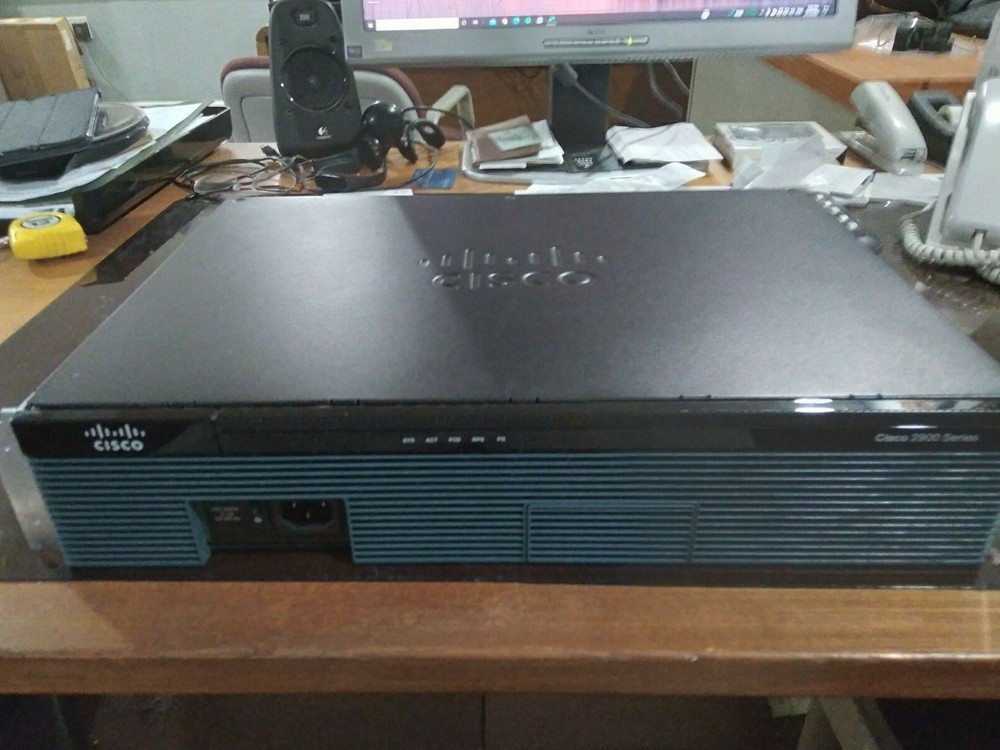 Cisco 2911 Enterprise Router 