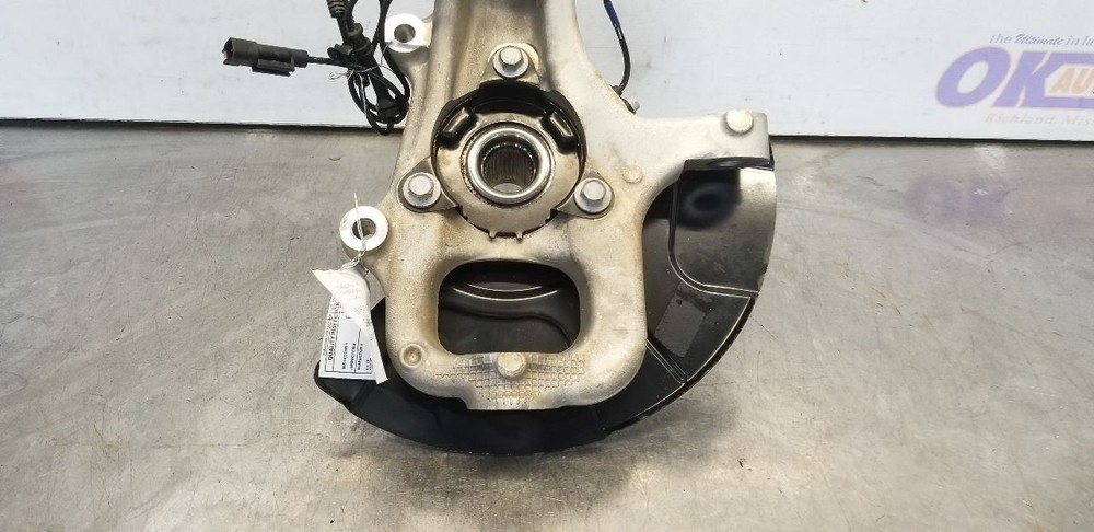 21 DODGE DURANGO SRT 392 SPINDLE KNUCKLE FRONT LEFT DRIVER SDX OPTION