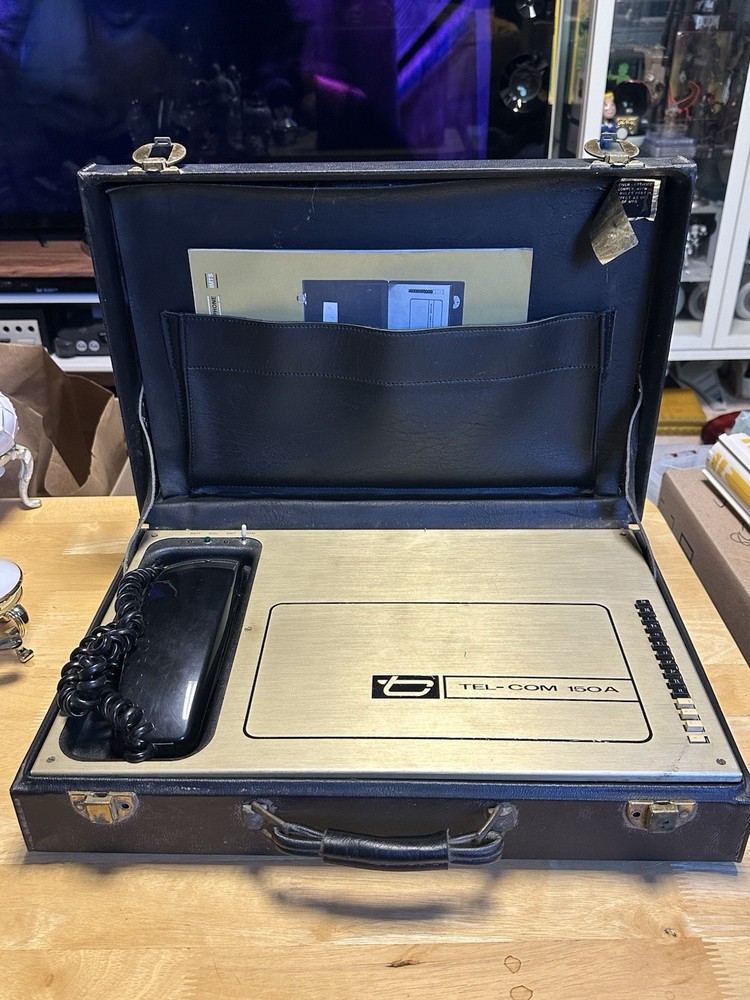 Integrated Systems Technology TEL-COM 150A Mobile Briefcase Rotary Telephone 420
