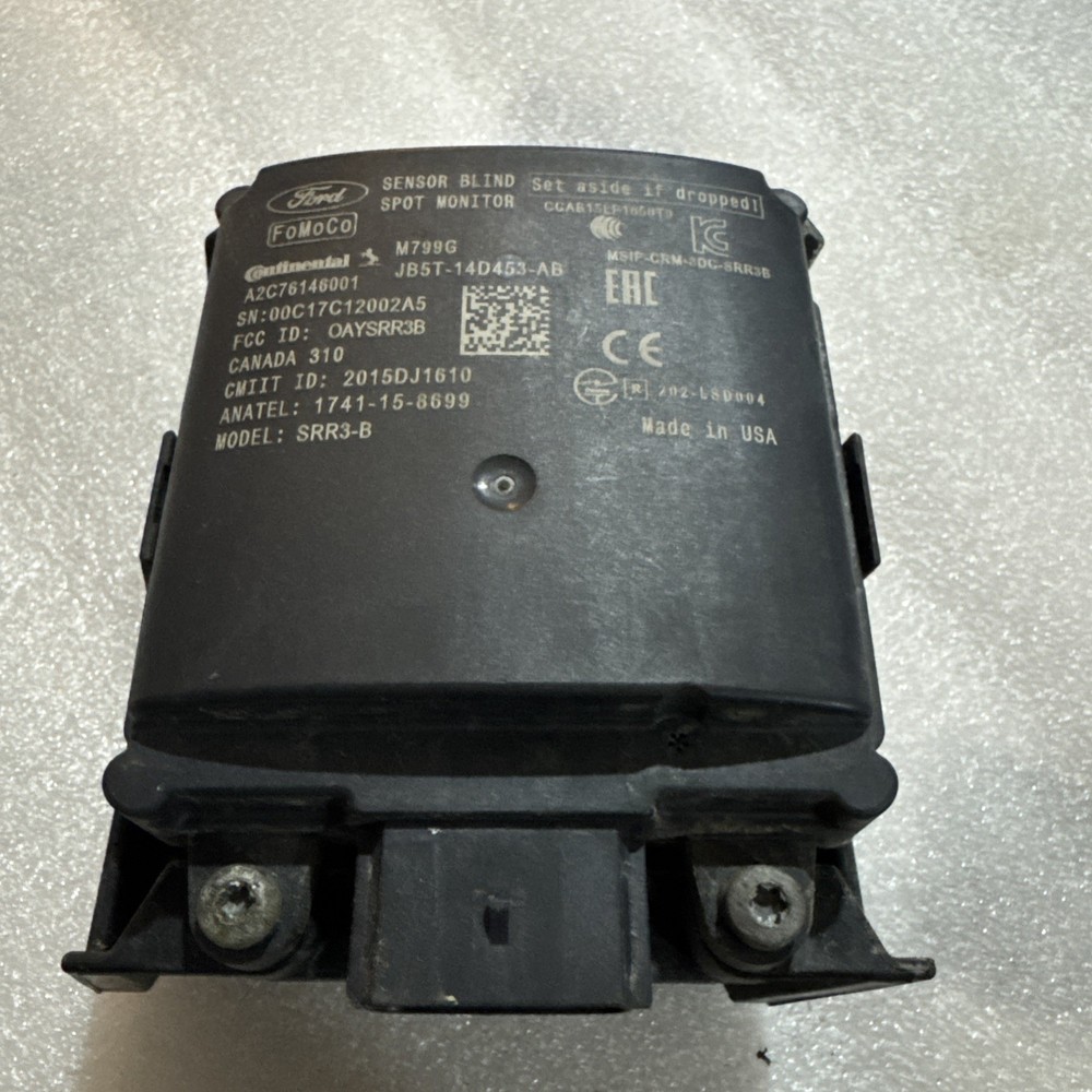 2016-2019 FORD EXPLORER Blind SPOT SENSOR right side OEM￼
