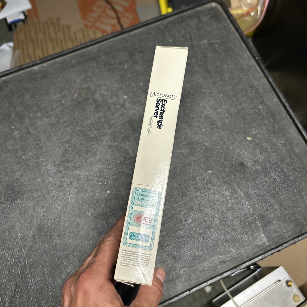 Microsoft Exchange Server Enterprise Edition 10 License Big Box Complete 4.0