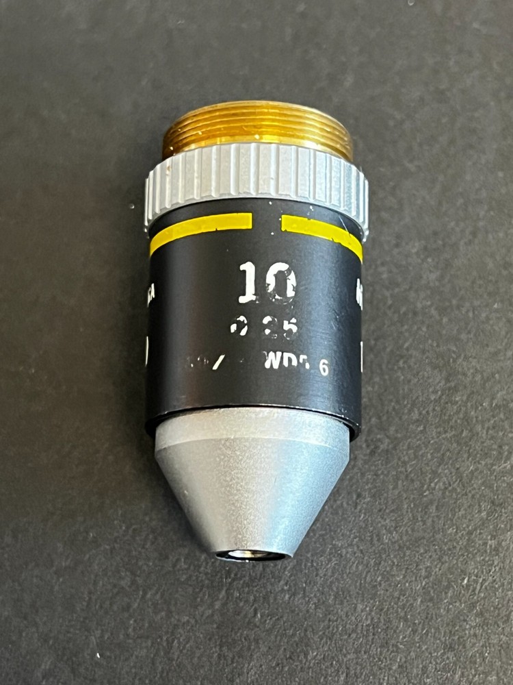 A8: Nikon Microscope 10 /0.25, 160/- Objective Lens
