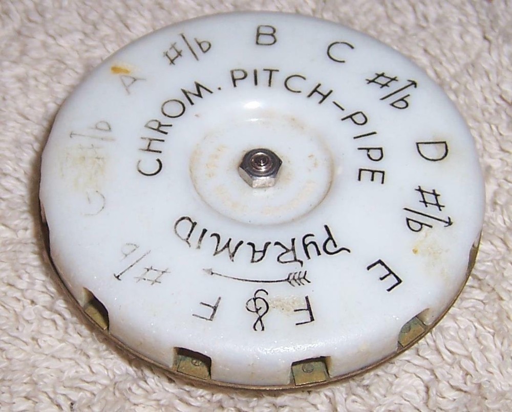 Vintage Pyramid Chromatic Pitch-Pipe