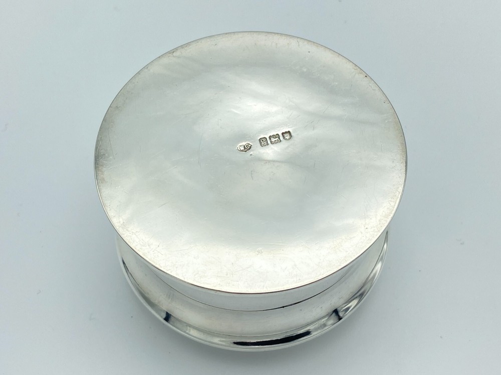 Edwardian Sterling Silver Snuff Box William Comyns 1902