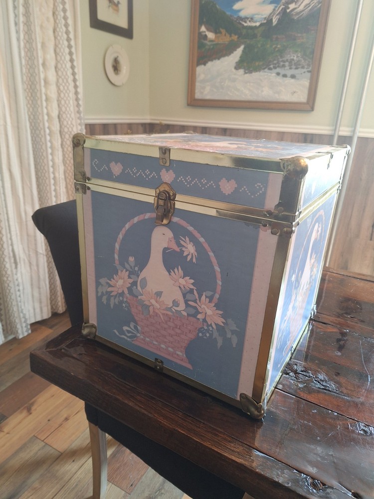 Vintage Blanket Chest