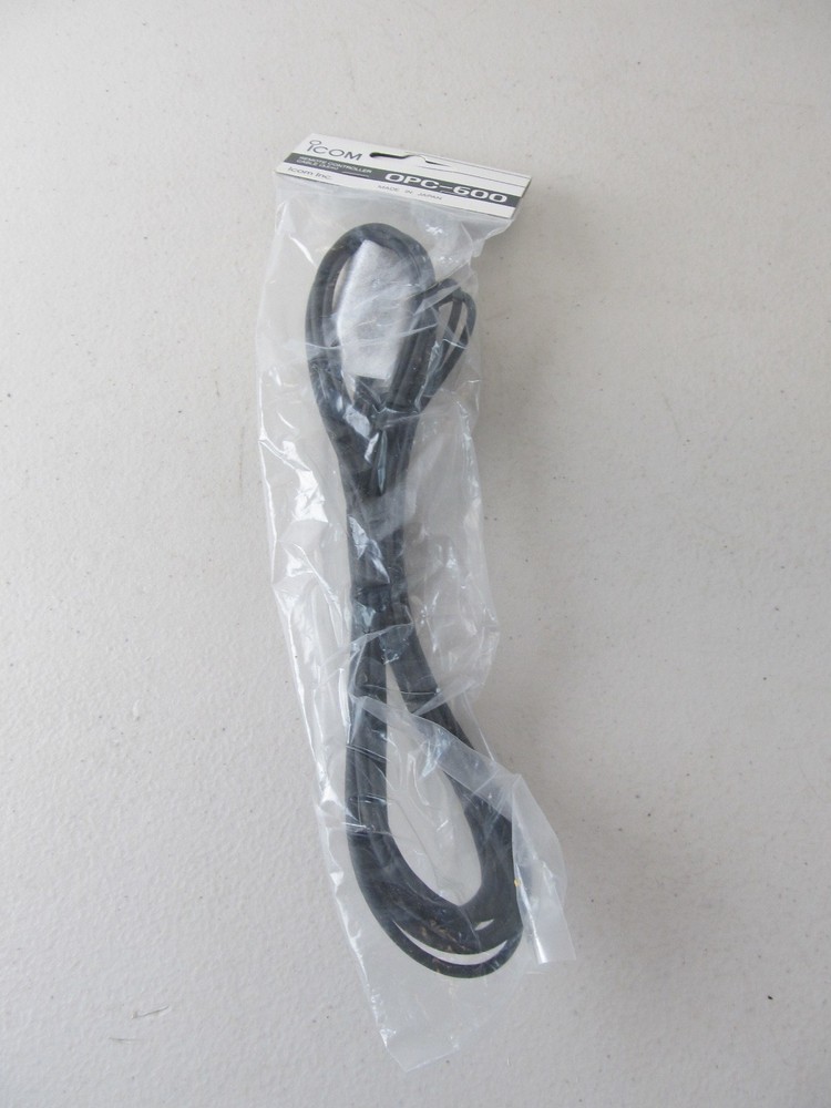 ICOM OPC-600 Remote Controller Cable 3.5m NEW