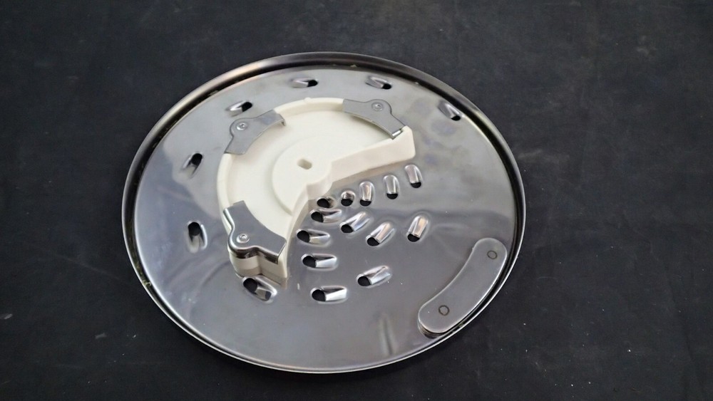 Cuisinart Medium Grating Shredding Disc DLC-037 for DLC-7 Food Processor