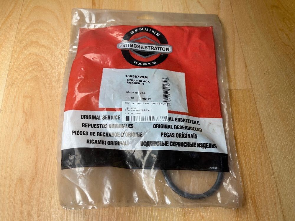 Briggs & Stratton Simplicity 1665872SM STRAP-BLACK RUBBER .
