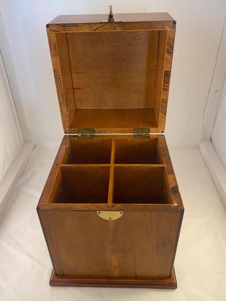 Vintage National Mt Airy Wine Cellarette