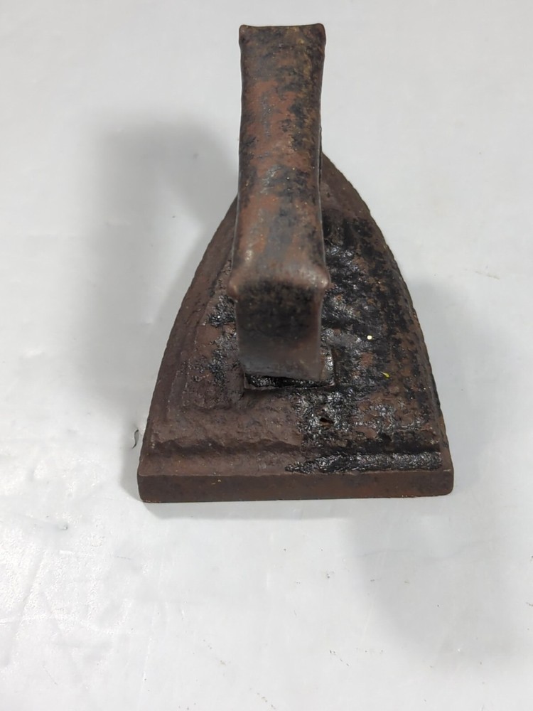 Antique Sad Iron No. 7 Rustic Decor