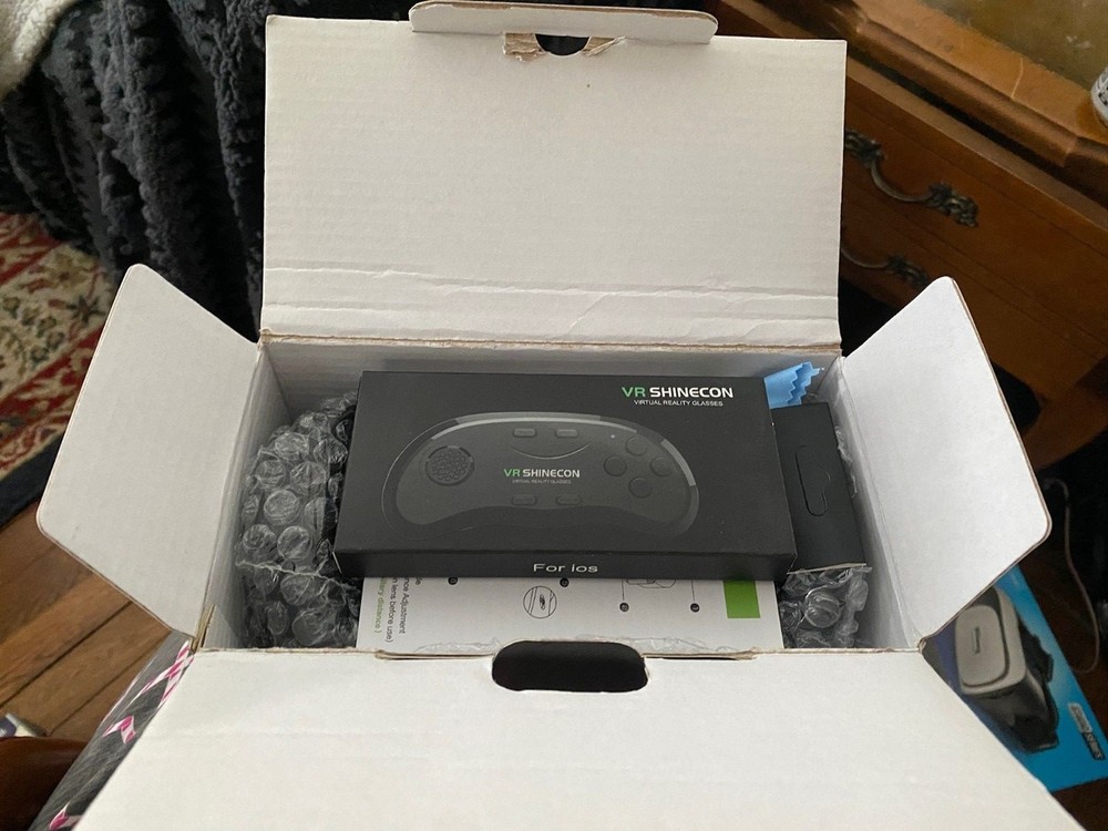 IMESIV 3D VR Headset - Apple & Android Compatible VR Goggles! New Open Box.