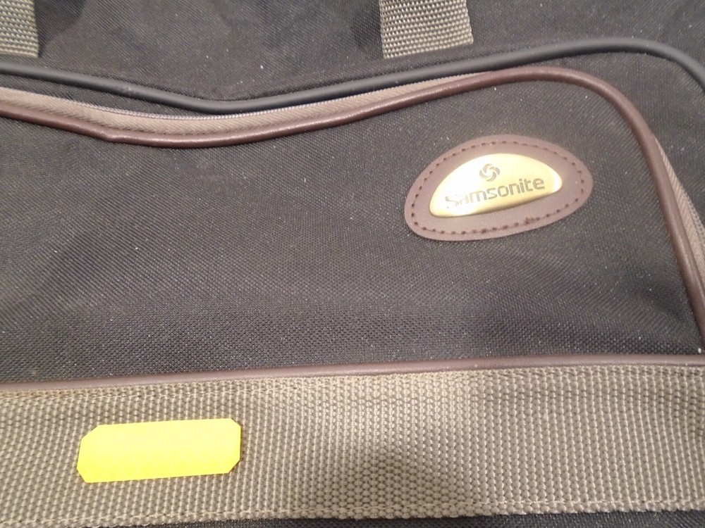 Samsonite Small Suitcase Carry On Shoulder Strap 18" x14"x6" Black Gray