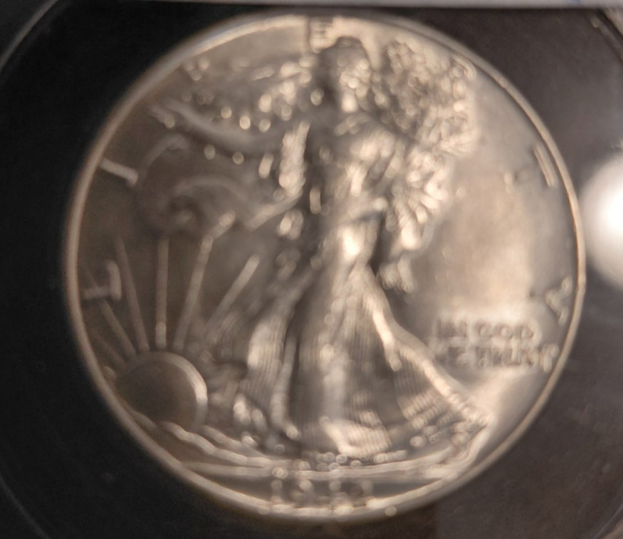 1942 Walking Liberty SILVER Half Dollar UNCIRCULATED