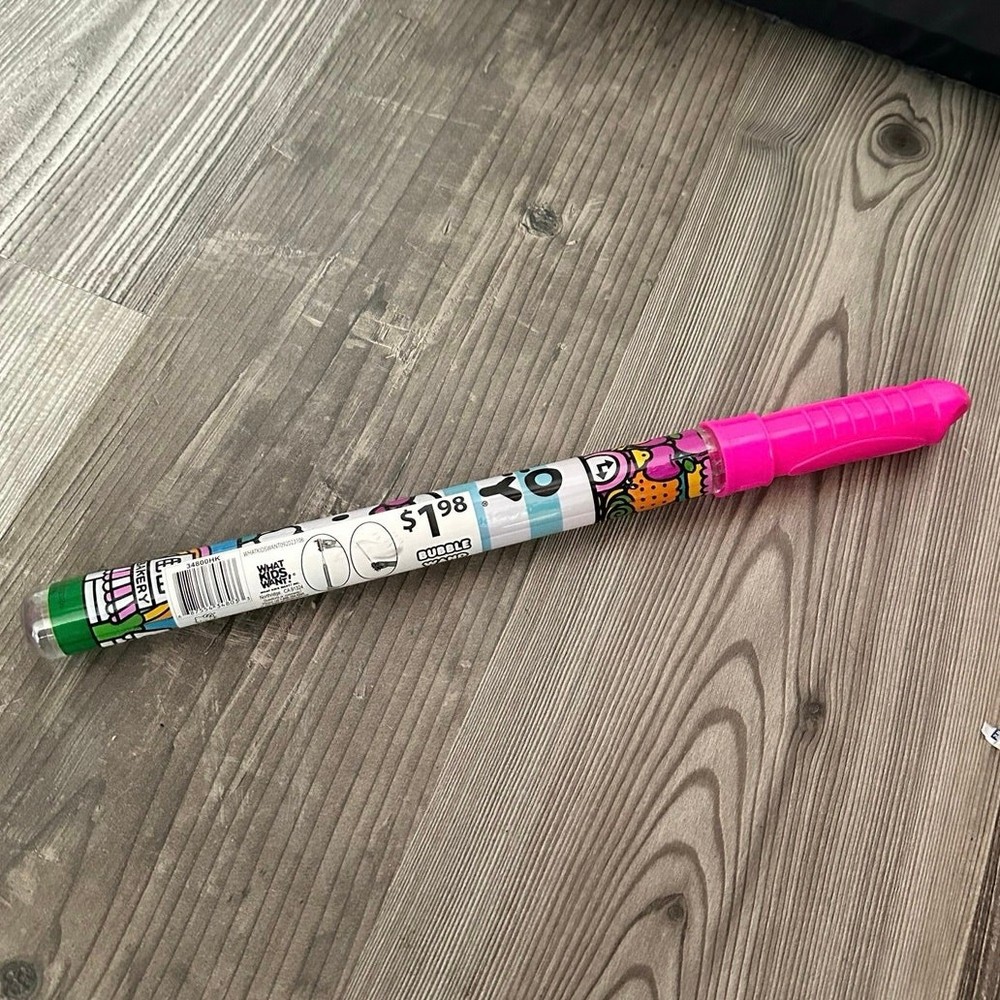 sanrio hello kitty bubble wand