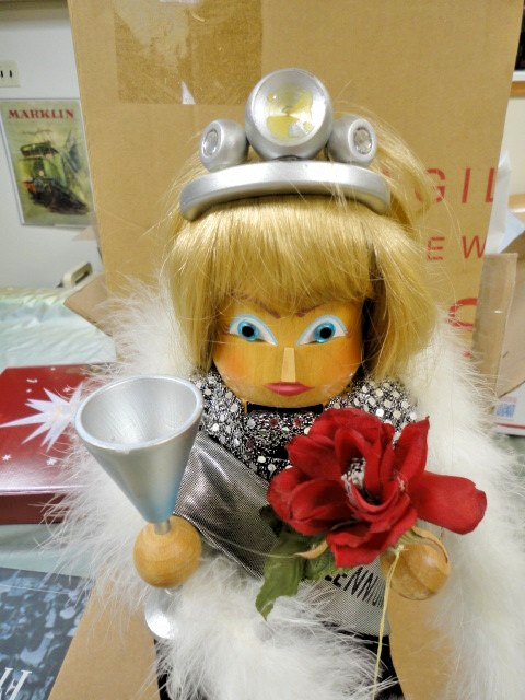 Steinbach millenium 2001 limited edition nutcracker NO ORIGINAL BOX nice!