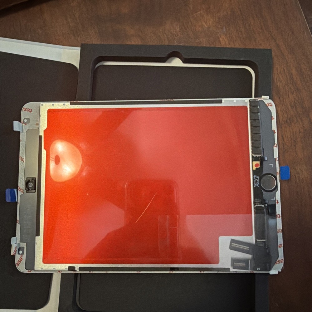 iPad Screen Replacement iPad-M4 White