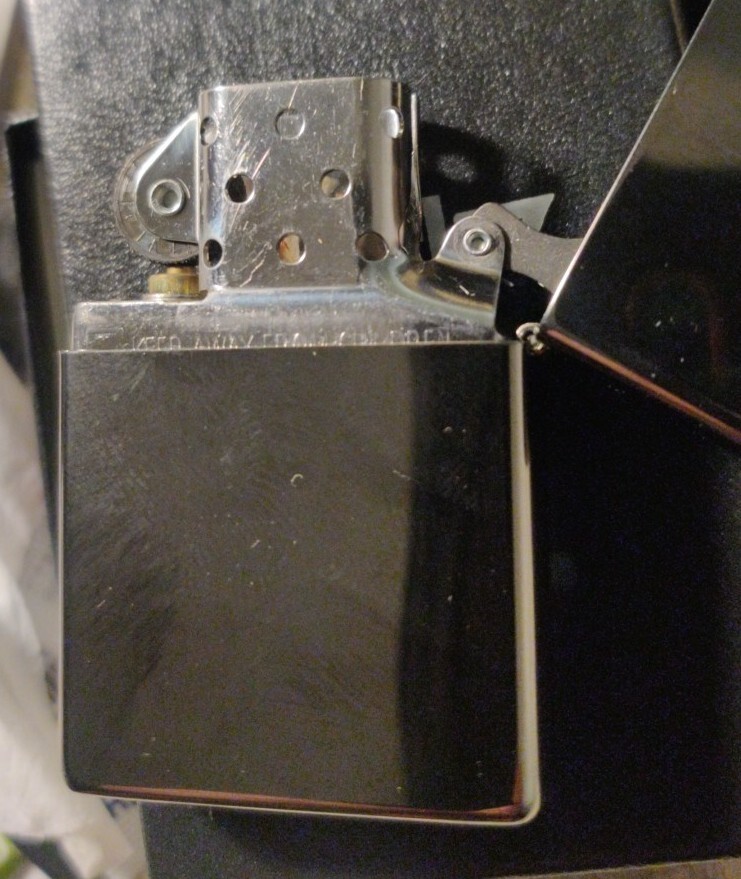 Zippo Lighter Regular Street Chrome Smooth